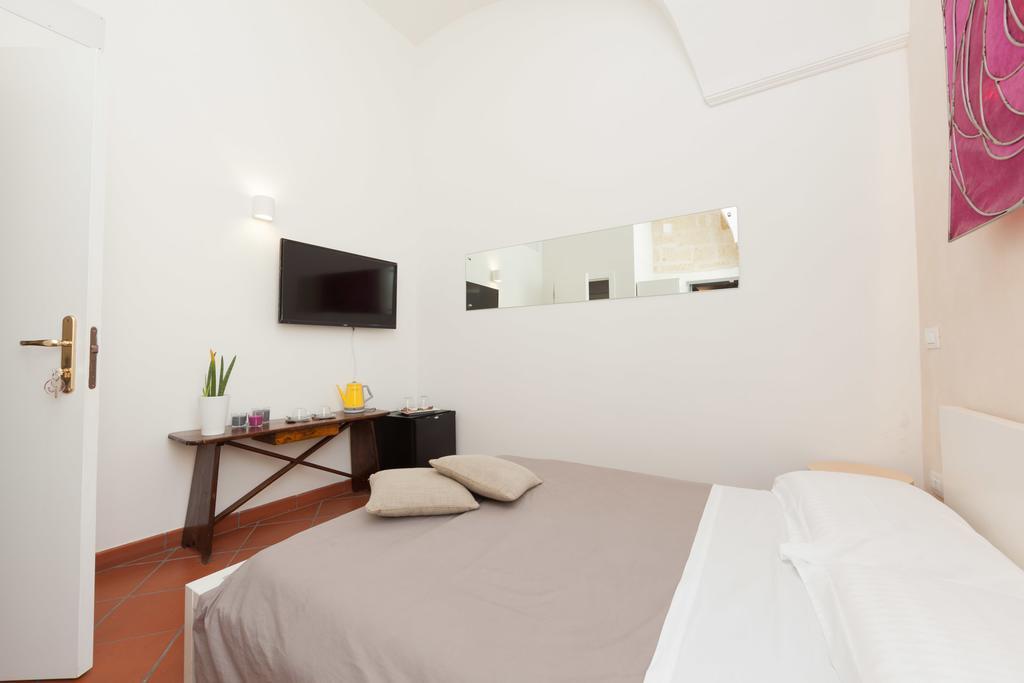 B&B Corte Dei Taralli Lecce Oda fotoğraf