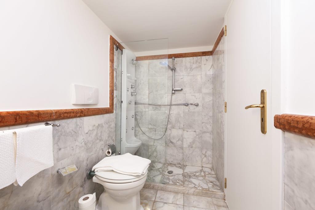B&B Corte Dei Taralli Lecce Oda fotoğraf